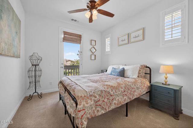 474 Park Cottage Place, Camarillo CA: https://media.crmls.org/mediaz/d497b749-a077-4f08-b197-040f25610dff.jpg