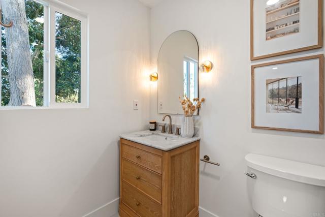 603 Sereno View Road, Encinitas CA: https://media.crmls.org/mediaz/d497f66c-0c50-48e6-aeed-ea672ea35d1a.jpg