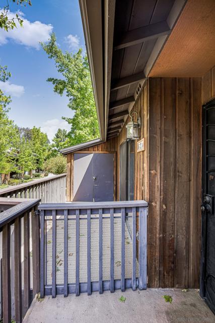 Image 24 of 32 For 2157 Arnold Way  624