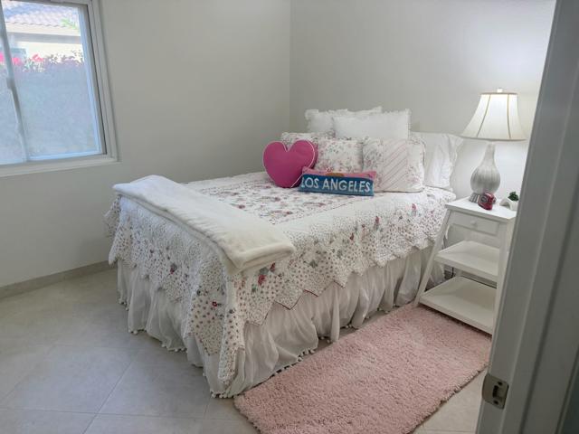 73620 Heatherwood Drive Drive, Palm Desert CA: https://media.crmls.org/mediaz/d49b022e-d148-406c-8395-30dbf2e5dfd2.jpg