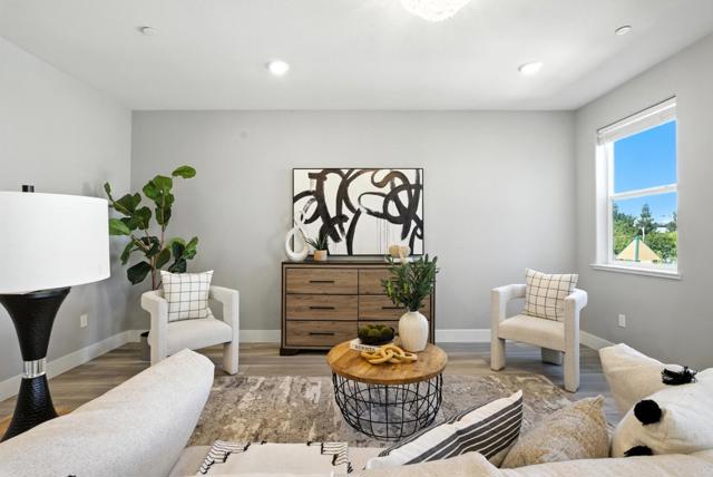 5713 Immersion Loop, San Jose CA: https://media.crmls.org/mediaz/d49b3aa7-5927-4498-80b9-6e282af4ac0a.jpg