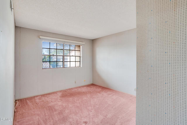 Detail Gallery Image 34 of 52 For 945 Mchugh Ct, Ventura,  CA 93003 - 3 Beds | 2/1 Baths