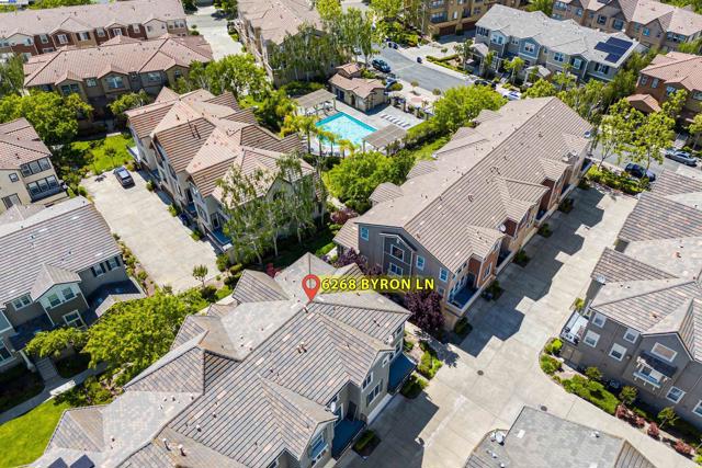 6268 Byron Ln, San Ramon CA: https://media.crmls.org/mediaz/d49c0e2f-e679-4455-aa16-28770d749a98.jpg