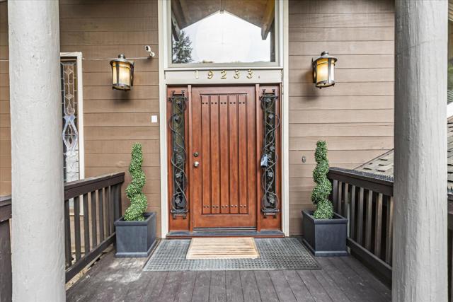 19233 Mountain Way, Los Gatos CA: https://media.crmls.org/mediaz/d49c0efd-faa2-44f5-9ed5-609cfe1eaf76.jpg