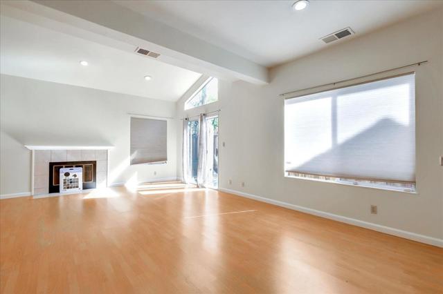 6153 Potrero Drive, Newark CA: https://media.crmls.org/mediaz/d49c6d83-ce62-4a4f-8457-ebfd6dcc4beb.jpg
