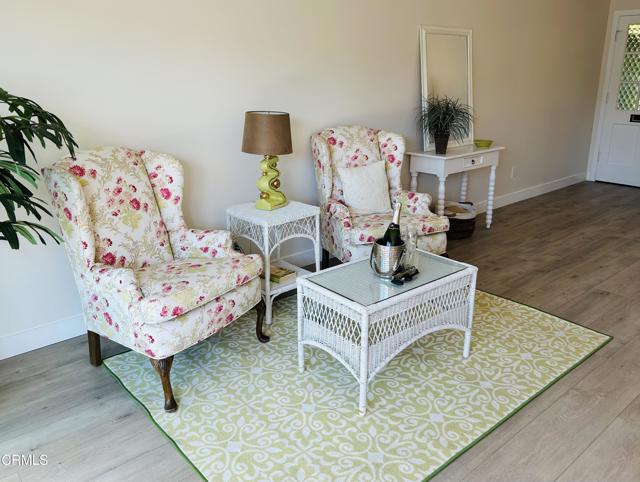 163 E Bowling Green, Port Hueneme CA: https://media.crmls.org/mediaz/d49d3682-0f45-41c8-b3e1-fac9b45787dd.jpg