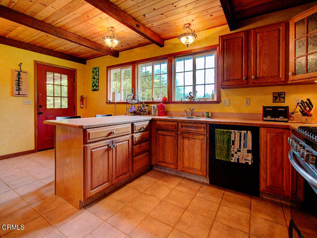 Detail Gallery Image 11 of 73 For 17750 Barbizon Ln, Fort Bragg,  CA 95437 - 3 Beds | 2 Baths