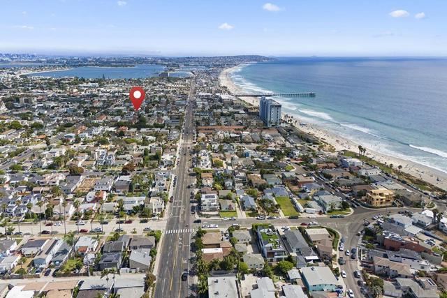 849 851 Missouri St, San Diego CA: https://media.crmls.org/mediaz/d49e447a-0aed-45ae-9bdc-9acf102405ea.jpg