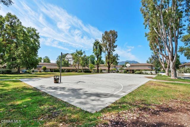 1228 Kirkford Way, Westlake Village CA: https://media.crmls.org/mediaz/d49ea7dc-f91c-4864-bb8b-dc50a7a055ce.jpg