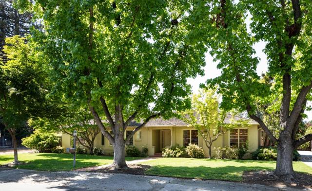 1850 White Oak Drive, Menlo Park CA: https://media.crmls.org/mediaz/d49f38e9-8224-41d5-ac26-bf4032bc0db0.jpg