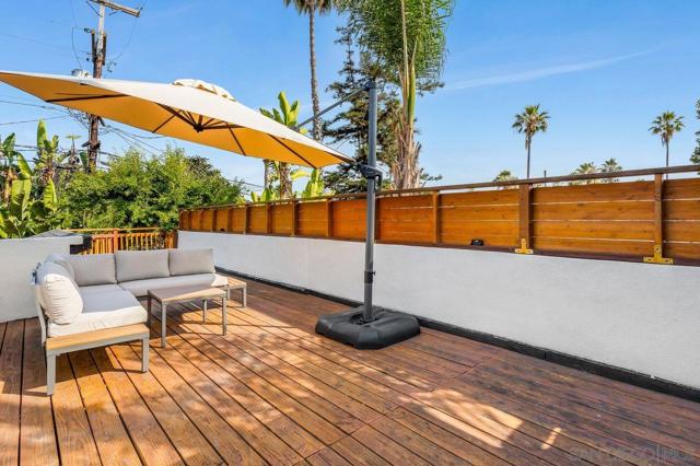423 Alvarado Ter, Vista CA: https://media.crmls.org/mediaz/d4a09584-dc86-4e79-a12b-4ad8ca1954e4.jpg