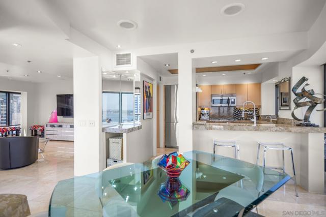 Image 14 of 51 For 100 Harbor Dr  2205
