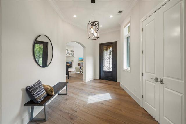 17435 Phillips Avenue, Los Gatos CA: https://media.crmls.org/mediaz/d4a10bae-eb8d-44a8-a157-79aa24a4952e.jpg