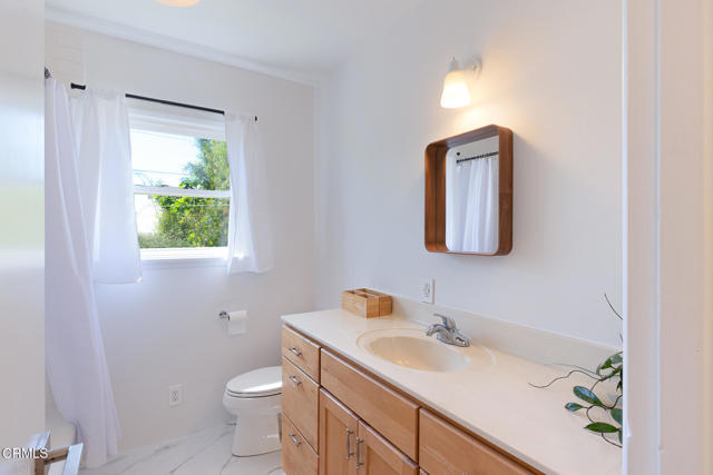 Detail Gallery Image 13 of 24 For 309 Agnus Dr, Ventura,  CA 93003 - 3 Beds | 2 Baths