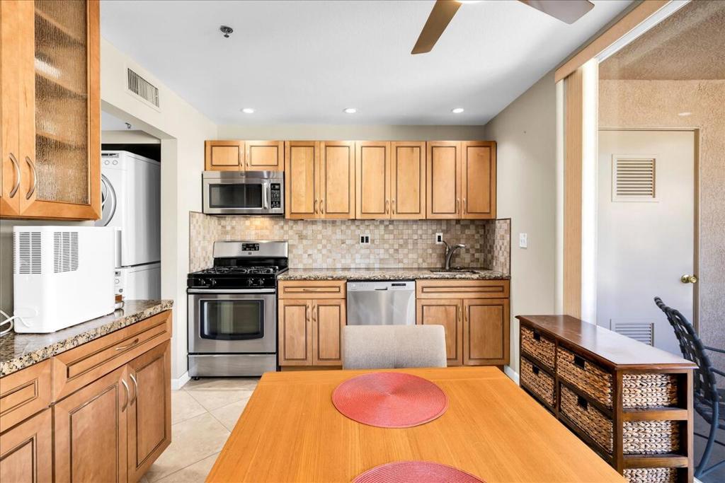 MLS #219129432PS image #9