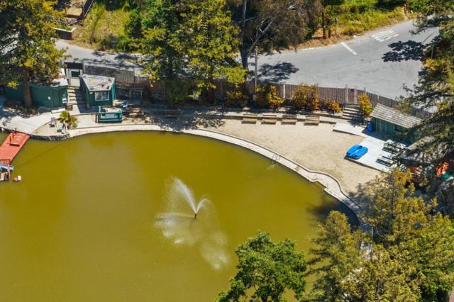 3554 Oak Knoll Drive, Redwood City CA: https://media.crmls.org/mediaz/d4a41616-cafb-4d9f-9468-e326665eb23a.jpg