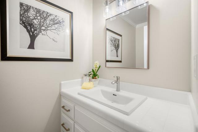 Image 18 of 41 For 1637 Hyde Drive