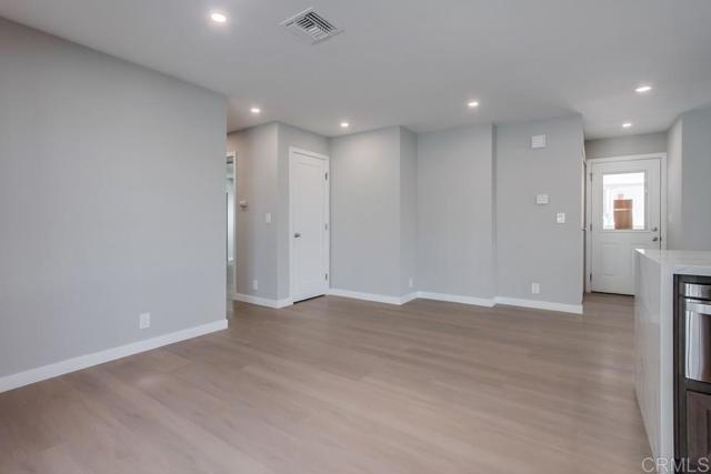 Detail Gallery Image 34 of 54 For 7320 San Bartolo St #217,  Carlsbad,  CA 92011 - 2 Beds | 2 Baths