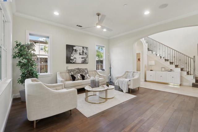 3454 Cinnamon Ridge Rd, San Ramon CA: https://media.crmls.org/mediaz/d4a66c1a-7b10-4894-b0ee-cc5b3d668107.jpg