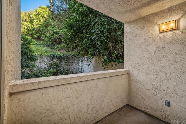 Detail Gallery Image 21 of 42 For 2420 Torrey Pines Rd #B202,  La Jolla,  CA 92037 - 2 Beds | 2 Baths