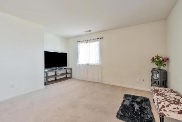 1433 Brahma Street, Patterson CA: https://media.crmls.org/mediaz/d4a8d827-a7ed-4b8f-8bcd-5c6e5428ca36.jpg