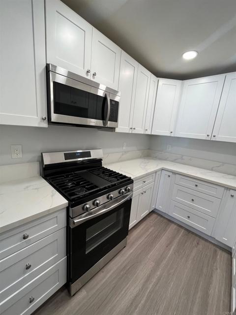 Details for 333 Lansing Circle B, Escondido, CA 92025