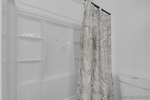 1468 Leaf Ter, San Diego CA: https://media.crmls.org/mediaz/d4aae8c7-203e-4e05-afb6-1f9f6abf12ec.jpg