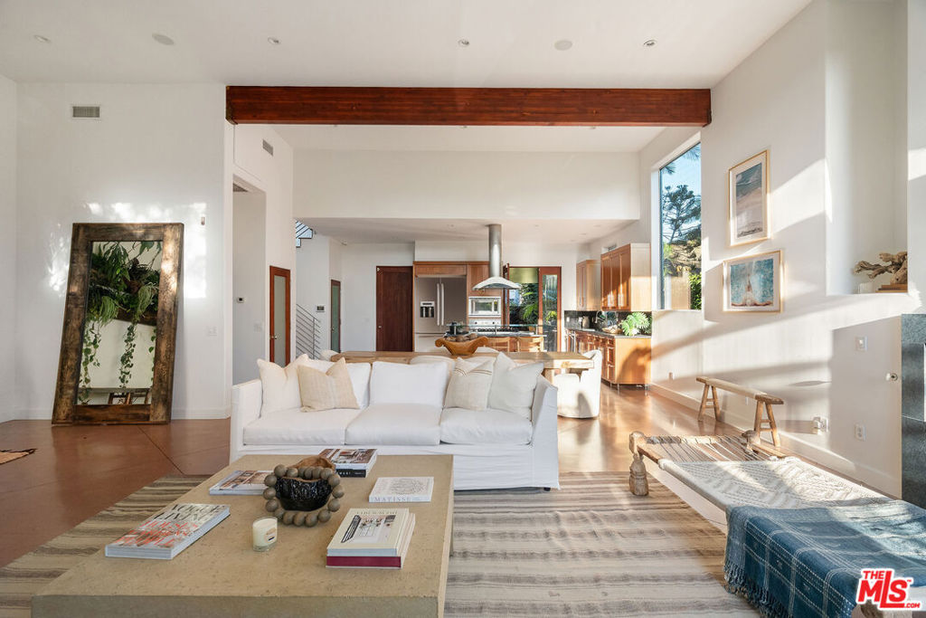 MLS #25589709 image #9