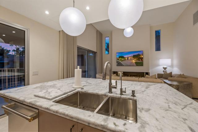 153 Lake Shore Drive, Rancho Mirage, CA 92270