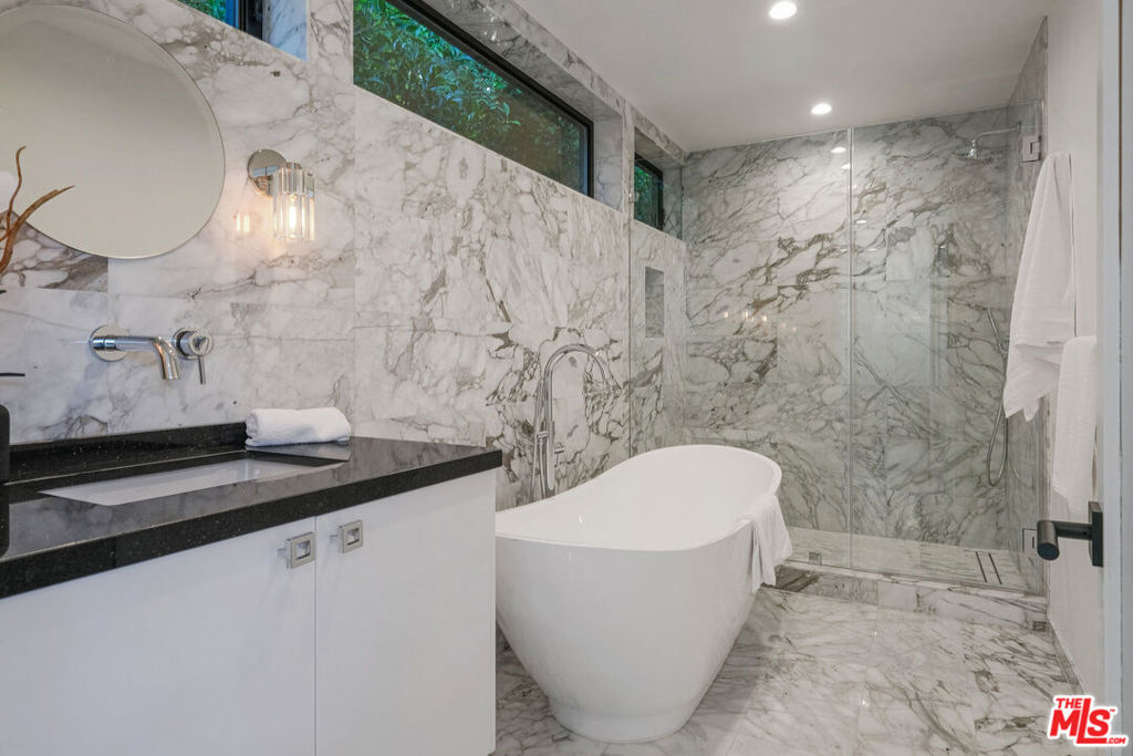 MLS #26984983 image #32