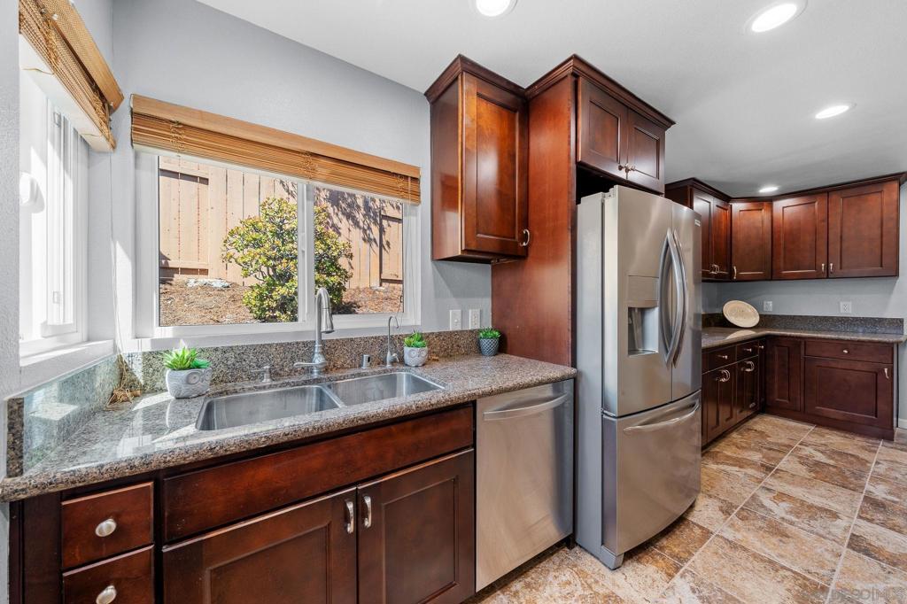 12980 Calle De Las Rosas - photo 12