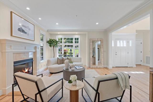 739 Oak View Way, Redwood City CA: https://media.crmls.org/mediaz/d4aef477-1087-4471-ae1e-4538795cd213.jpg