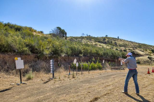 14600 Del Puerto Canyon Road, Newman CA: https://media.crmls.org/mediaz/d4aefb98-15ef-4dce-9336-ee9d8552e4cf.jpg