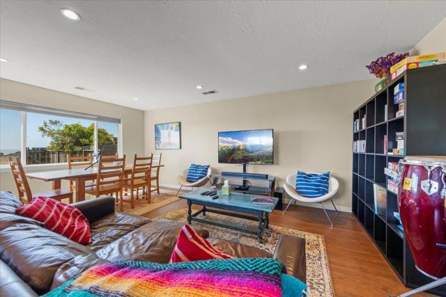 1263 Reservoir Road, Pescadero CA: https://media.crmls.org/mediaz/d4af864a-fc1a-425f-9e70-023cd7301f37.jpg