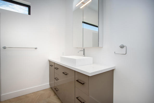 66050 Cottonwood Drive, Joshua Tree CA: https://media.crmls.org/mediaz/d4af8b69-3131-4756-8265-203230952969.jpg