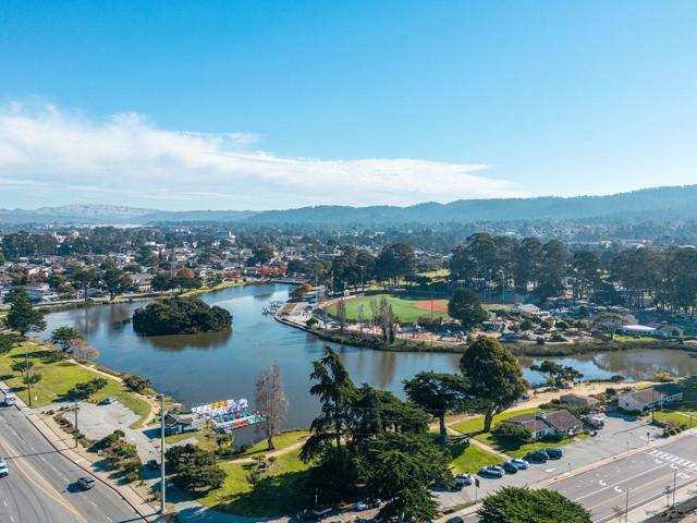 518 Cortes Street, Monterey CA: https://media.crmls.org/mediaz/d4afbd4f-6e83-43c2-b728-d6577f546a08.jpg