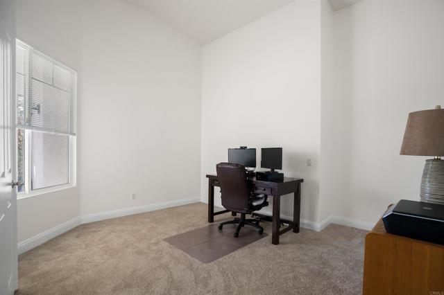 Detail Gallery Image 17 of 48 For 1 Corte Rossa, Lake Elsinore,  CA 92532 - 4 Beds | 2/1 Baths