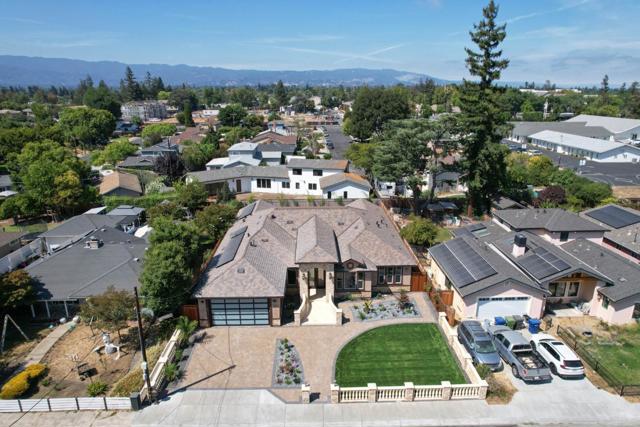 341 Carlyn Avenue, Campbell CA: https://media.crmls.org/mediaz/d4b14cdc-31cc-4c27-8a6a-b30b3db6fc79.jpg