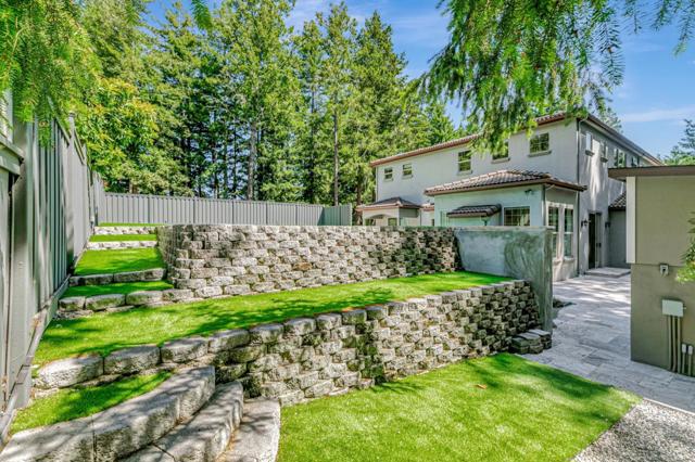 18 Ridgecrest Lane, Scotts Valley CA: https://media.crmls.org/mediaz/d4b1a03e-c0e9-4268-8ead-5db470a134fd.jpg