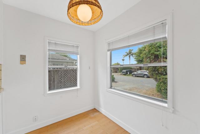 1760 48th Avenue, Capitola CA: https://media.crmls.org/mediaz/d4b1d9fc-3e83-462c-b7ea-04baef8c45c9.jpg