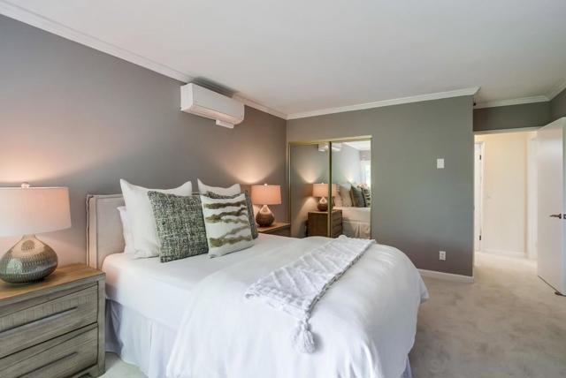 5370 La Jolla Blvd., La Jolla CA: https://media.crmls.org/mediaz/d4b2446f-b466-46b2-b7f9-df337cc723aa.jpg