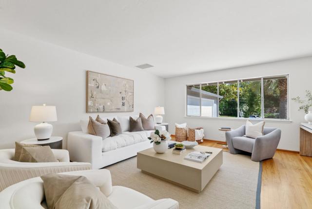 2050 Wooded Glen Drive, Los Altos CA: https://media.crmls.org/mediaz/d4b27b7e-e41d-4260-9013-baf40cd5ab82.jpg