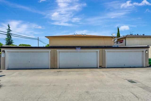 1144 Delna Manor Lane, San Jose CA: https://media.crmls.org/mediaz/d4b28348-f0b4-4968-b10c-524448710ecb.jpg