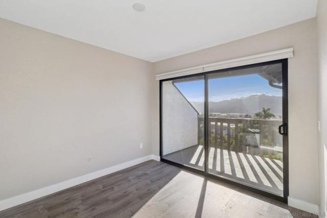 2422 Caminito Ocean Cv, Cardiff by the Sea CA: https://media.crmls.org/mediaz/d4b28b91-b231-490e-99d6-187effc6e4aa.jpg