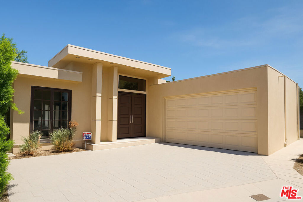 3873 Beverly Ridge Drive