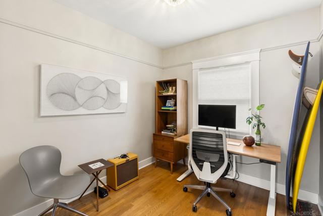 3257 Dwight St, San Diego CA: https://media.crmls.org/mediaz/d4b30b59-29b2-44f5-b8ef-58dce2508afc.jpg