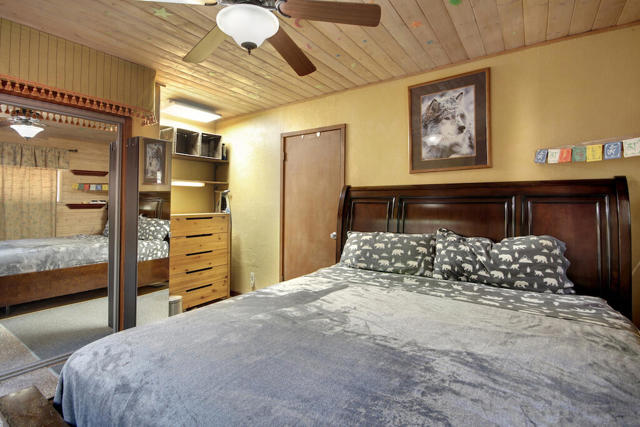 735 Santa Barbara Avenue, Sugarloaf CA: https://media.crmls.org/mediaz/d4b351f7-2c7b-41f9-8f21-3a05e4e24cdf.jpg