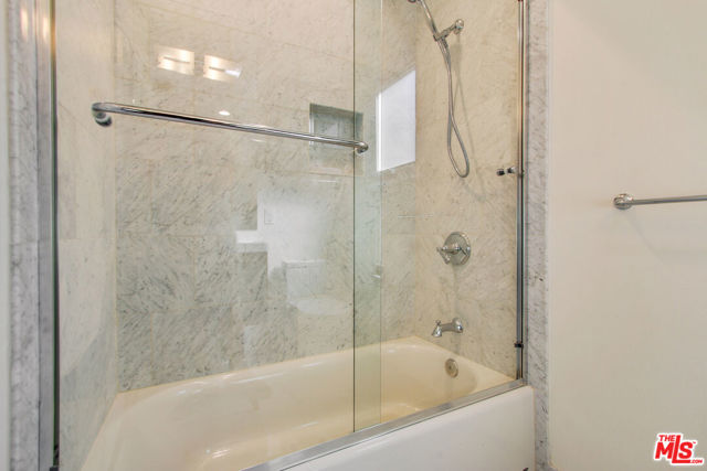 836 Hilldale Avenue, West Hollywood CA: https://media.crmls.org/mediaz/d4b37945-b318-452d-bb81-7e76ff62dfef.jpg