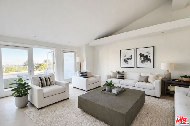 Drew Fenton | 1148 Las Pulgas Rd Los Angeles CA | MLS: 7539458