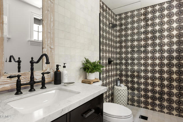 Detail Gallery Image 14 of 41 For 1173 Norwich Ln, Ventura,  CA 93001 - 4 Beds | 4/1 Baths
